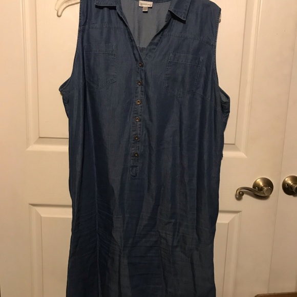 Women sleeveless Denim Shirtdress, Blue size 22/24 - Picture 2 of 6